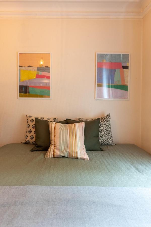 Appartement Au Coeur De Montmartre Париж Екстериор снимка